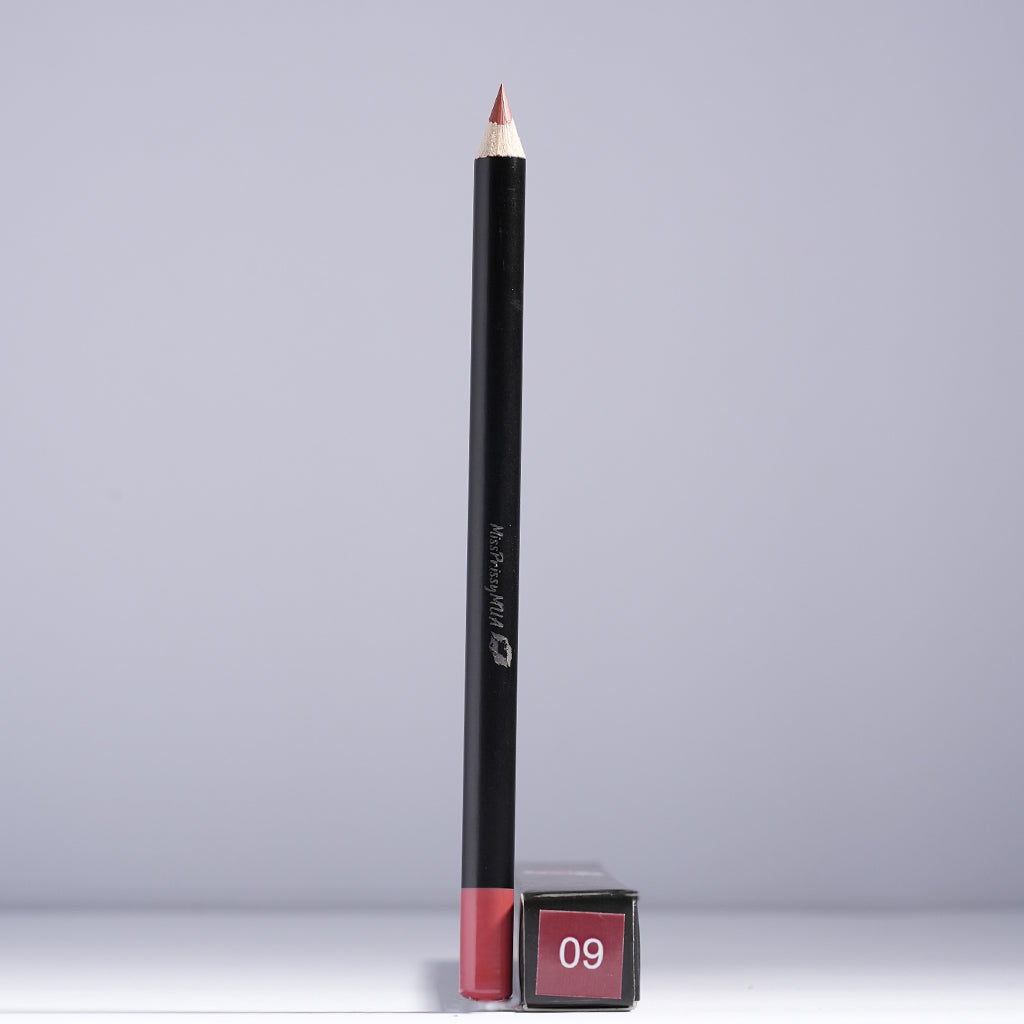 09 - Lip Liner